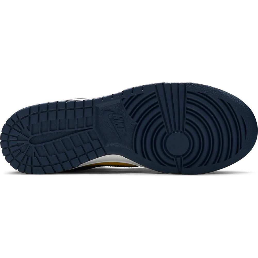 Nike Dunk Low "Michigan" - levelsneaker
